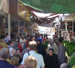 Auf dem Gemüsemarkt