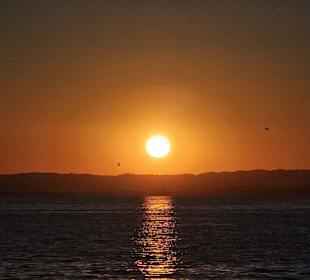 Sonnenuntergang am Hafen