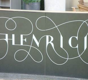 Schild Restaurant Henrici