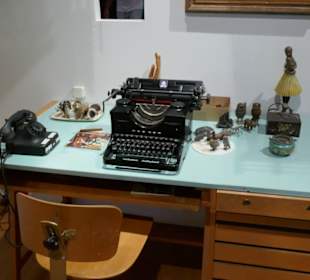 Hier arbeitete seine Frau als Tippse