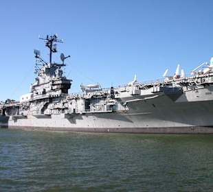 Flugzeugträger USS Intrepid