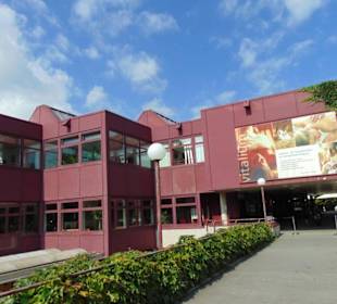 Eingangsbereich Strand- und Hallenbad