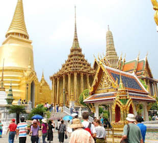 Auf dem Gelände des Königspalastes