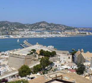 Ibiza,  Blick über den Hafen