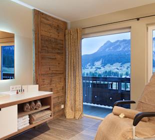 Massage und Kosemtik mit Bergblick