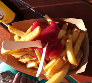 Pommes & Ketschup