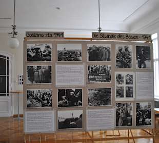 Wystawa Fundacji Krzyżowa.