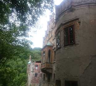 Eingansbereich Aussenmauer