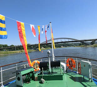 Heck, auf der Elbe