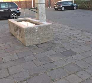 Storchenbrunnen Altheim