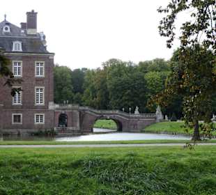 Wasser bereichert die Anlage