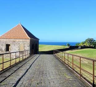 Zugang zum Fort Louis Delgrès