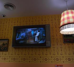 TV - man beachte Flat im Nostalgielook by Trensato