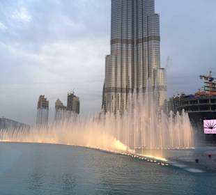 Wasserfontänen Dubai Mall