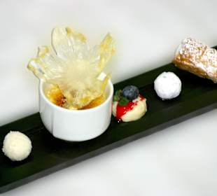 Creme Brulee Pralinen Schaumrolle 