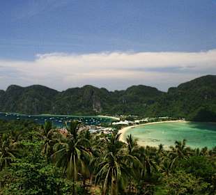 Viewpoint Tonsai Bay