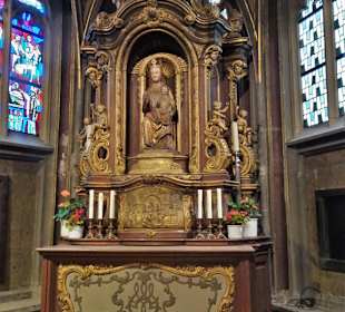 In der Michaels- und Nikolauskapelle