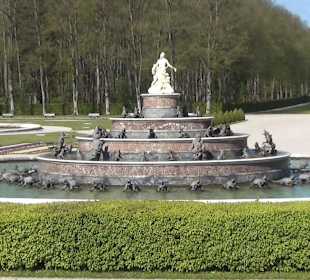 Schlossgarten - Latona Brunnen