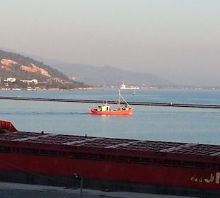 Hafengebiet vom Volos und Gegend