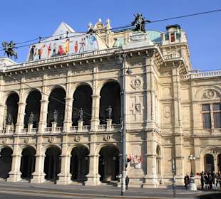 Hauptansicht der Staatsoper