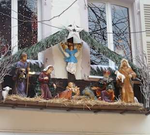 Krippe auf dem Weihnachtsmarkt