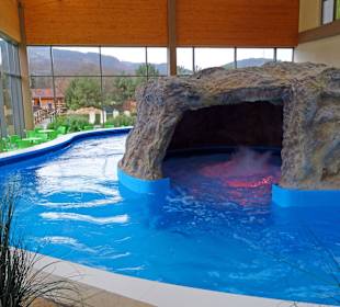 Erlebnis-Fluss mit Pool-Bar in der WASSERwelt.PLUS
