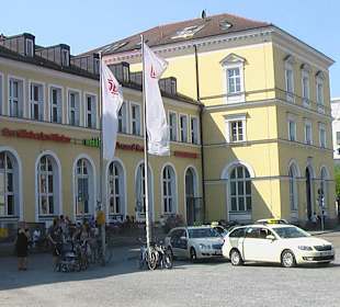 Bahnhof Vorplatz
