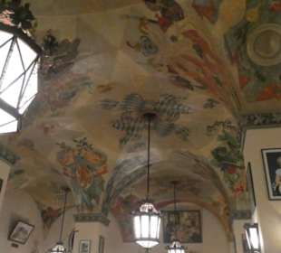 Im Hofbräuhaus in der Schwemme