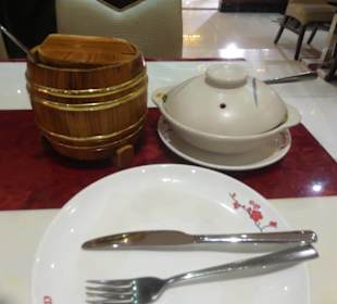 Zum Abendessen im Rest. Asia World, Schweinfurt