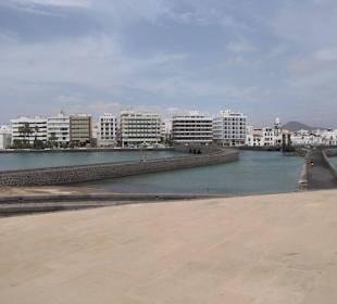 Promenada plażowa Playa Blanca de Yaiza