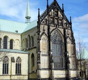 Außenansicht des Dom von Münster