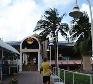 Hard Rock Cafe Miami Bayside