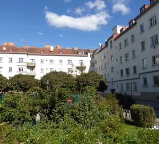 Gemeindebau Hueber-Hof im Bezirk Favoriten