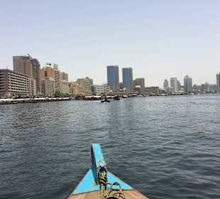 Dubai Creek, gut vom Hilton Garden Inn Dubai Al Muraqabat er