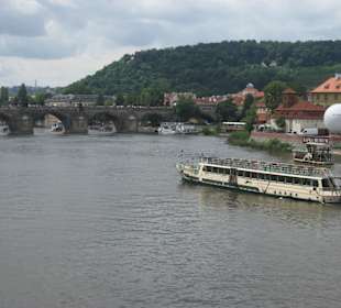 Schiffsfahrt auf der Moldau