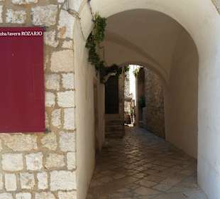 In einer Seitenstraße Nähe Statdtmauer