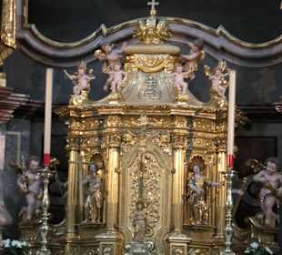 Die Stiftskirche St. Peter von Salzburg