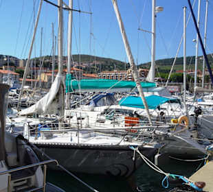 Im Yachthafen von Port Vendres
