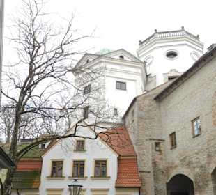 Vorne Wohnhaus Wassermeister,Mitte Wasserturm