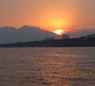 Sonnenuntergang vom Schiff 