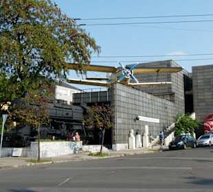 Außenansicht des Verkehrsmuseums