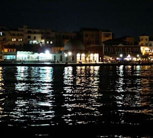 Chania nocą