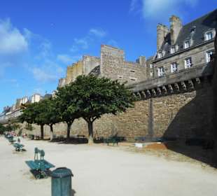 Esplanade Robert Surcouf