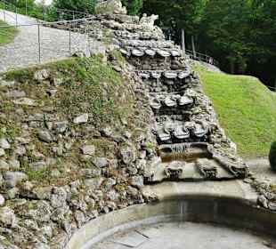 Spaziergang durch den Schlosspark Fantaisie