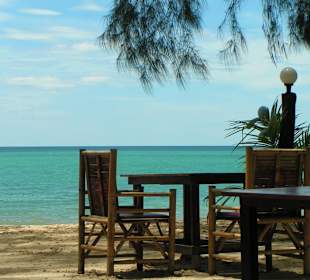 Mit dem Shuttle ging es zum White Sand Beach