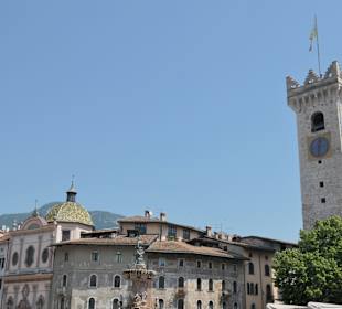 Palazzo Pretorio mit Torre Civica