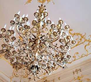 Luster im Prunksaal