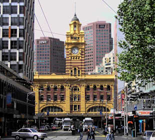 Flinders Street Railway Station