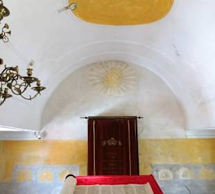 In der historischen Synagoge des Museums