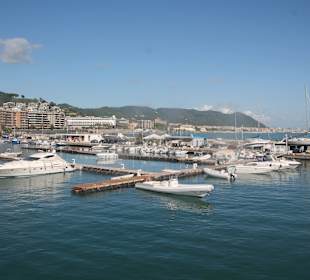 Hafen Salerno